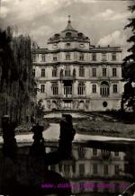 Ploskovice-zámek