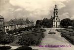 Kostelec nad Černymi Lesy- náměstí