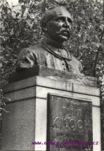 Kolín- pomník F. Kmocha