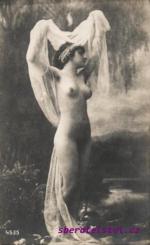 Žena- akt
