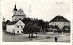Hluk- kostel s farou