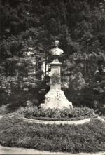 Jeseník, pomník V. Priessnitze