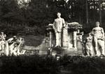 Lázně Jeseník, Priessnitzův pomník