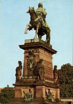 Poděbrady - socha krále Jiřího 