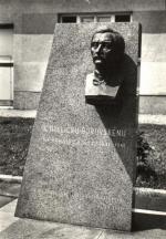 Batelov, pomník K.H.Borovského