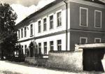 Břežany - škola