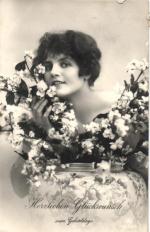 Žena květiny